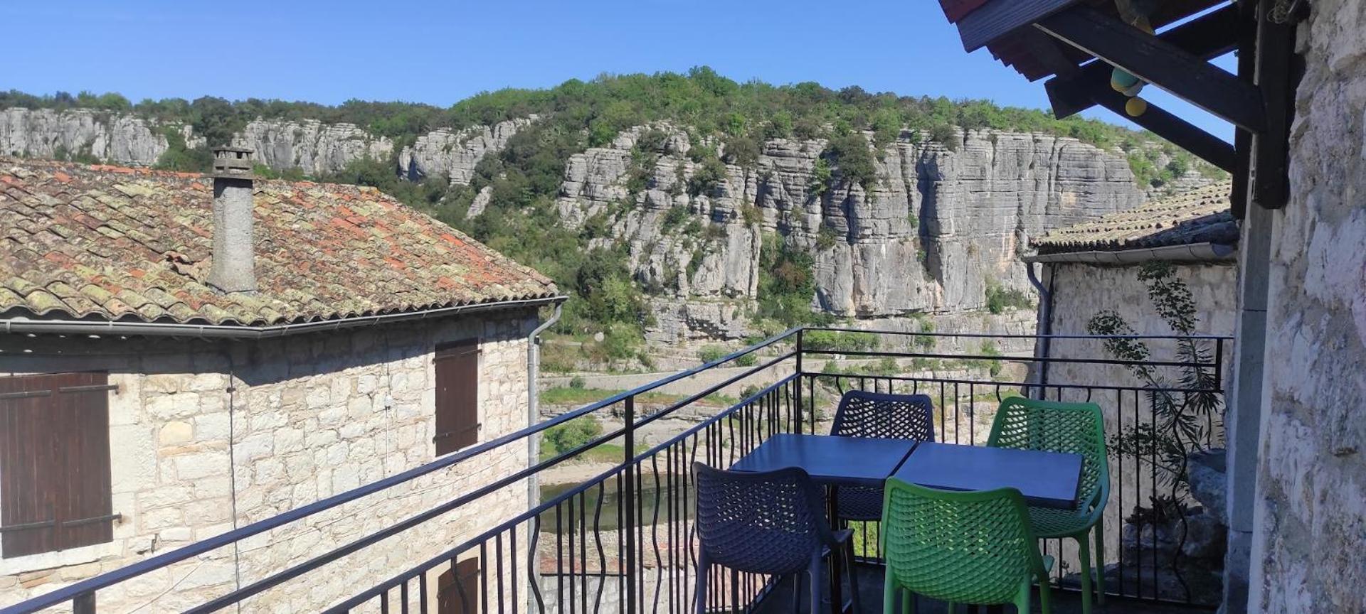 Maison Pierre Et Voute Au Coeur Du Village Balazuc Exterior photo